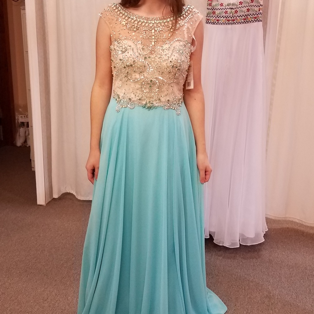 NWT Cap Sleeve Long  Dress Size 4